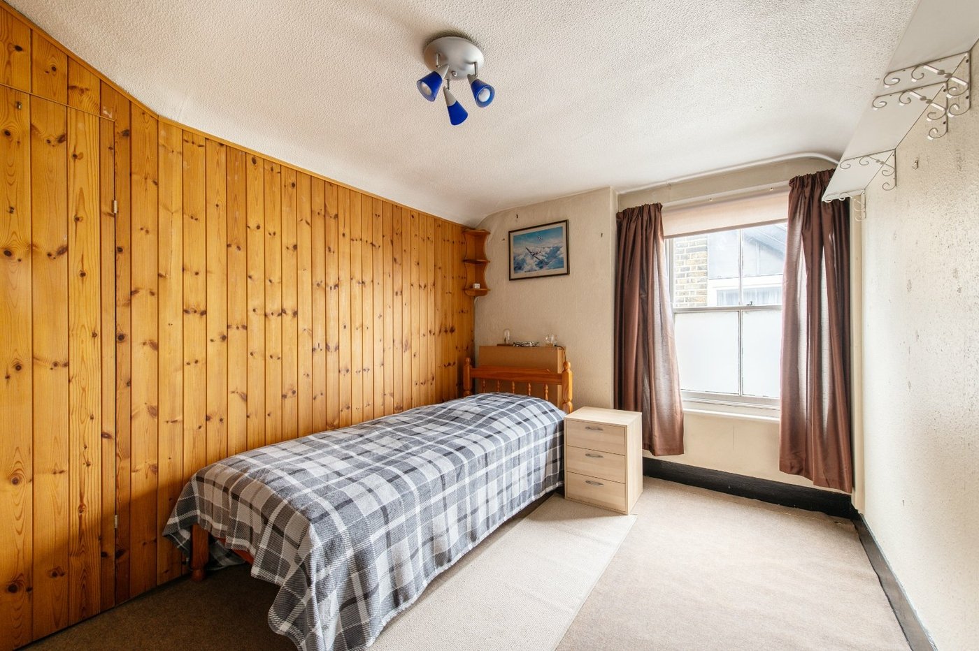 6 bedroom house for sale in Gravesend | Robinson Michael & Jackson