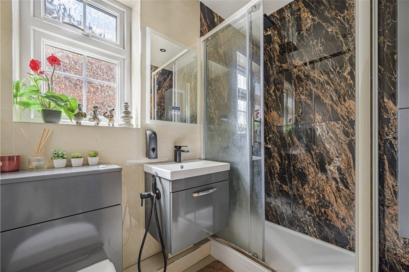 4 bedroom house for sale in Orpington | Robinson Jackson