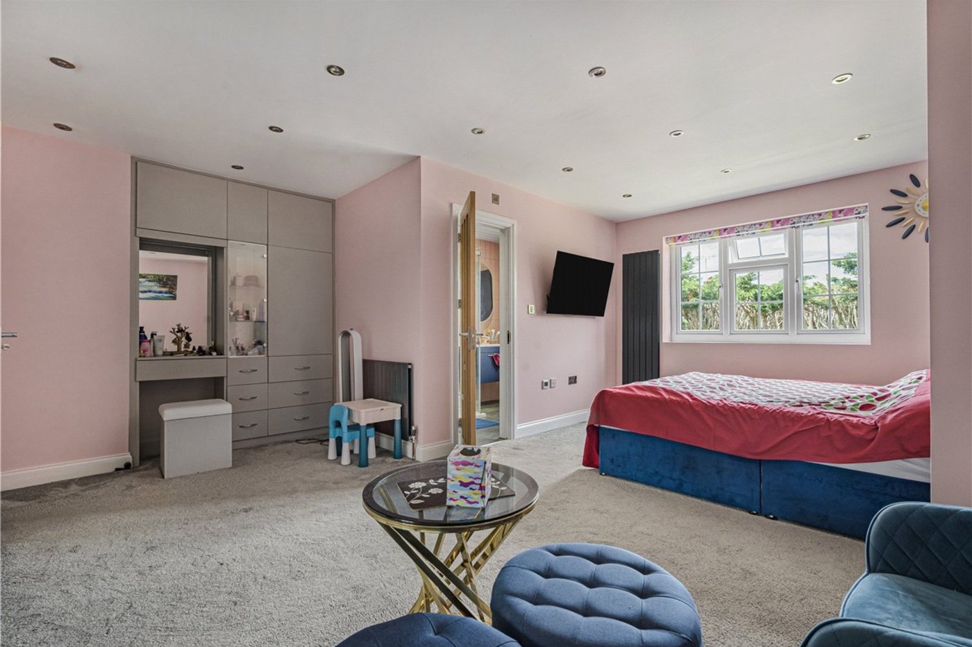 4 bedroom house for sale in Orpington | Robinson Jackson