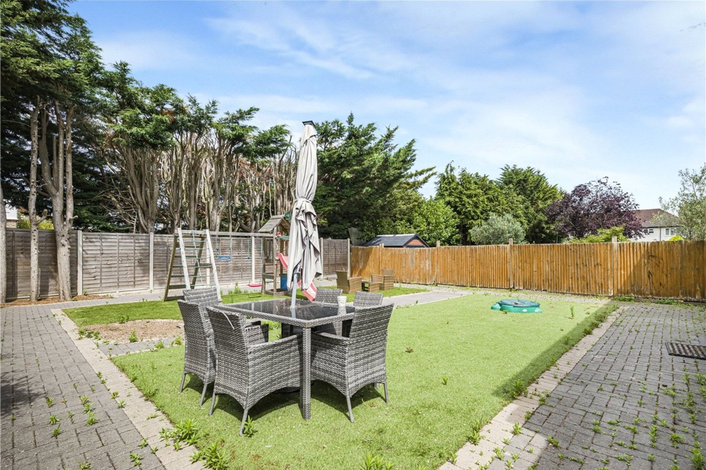 4 bedroom house for sale in Orpington | Robinson Jackson