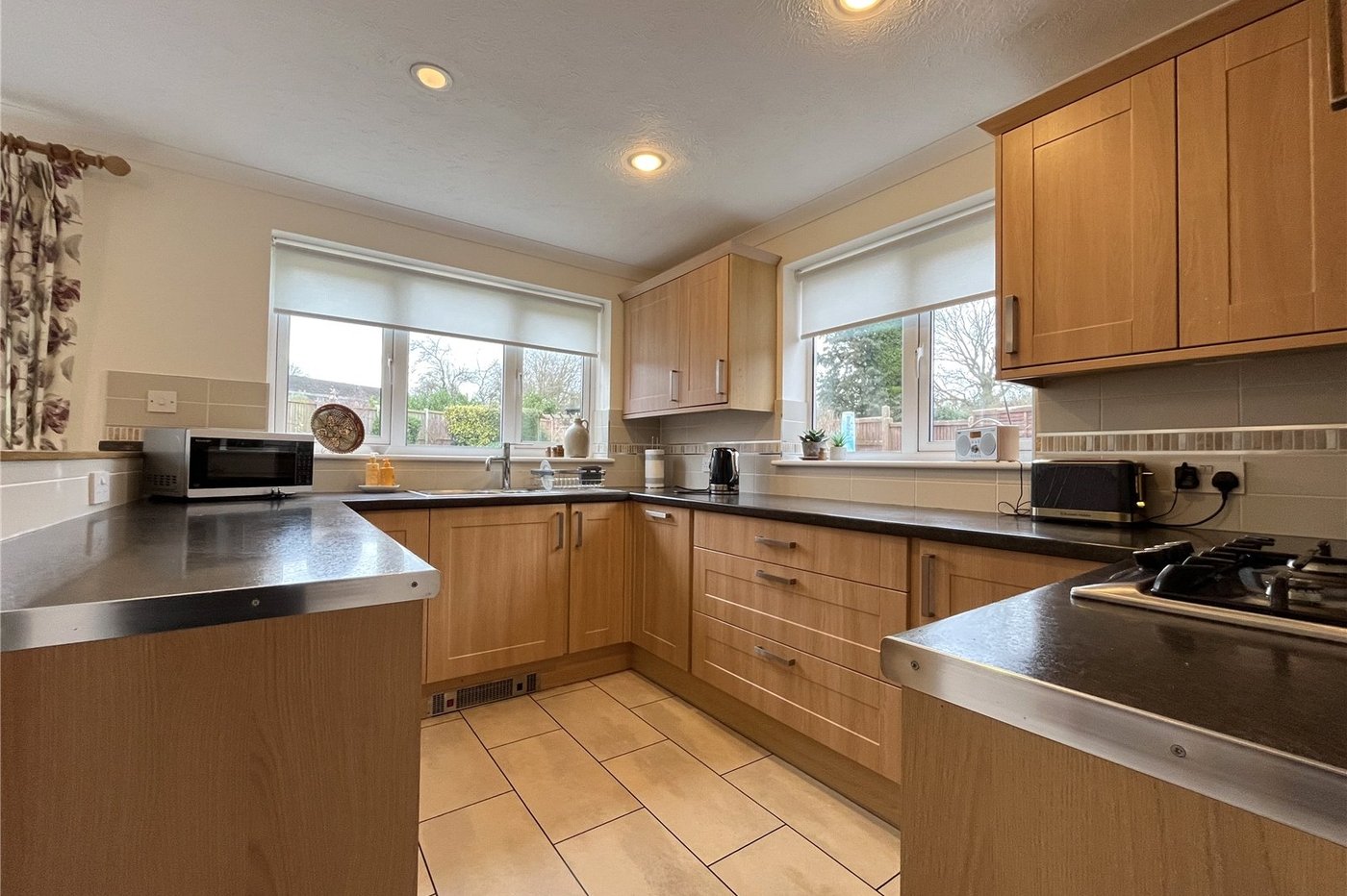 3 bedroom house for sale in Walderslade | Robinson Michael & Jackson