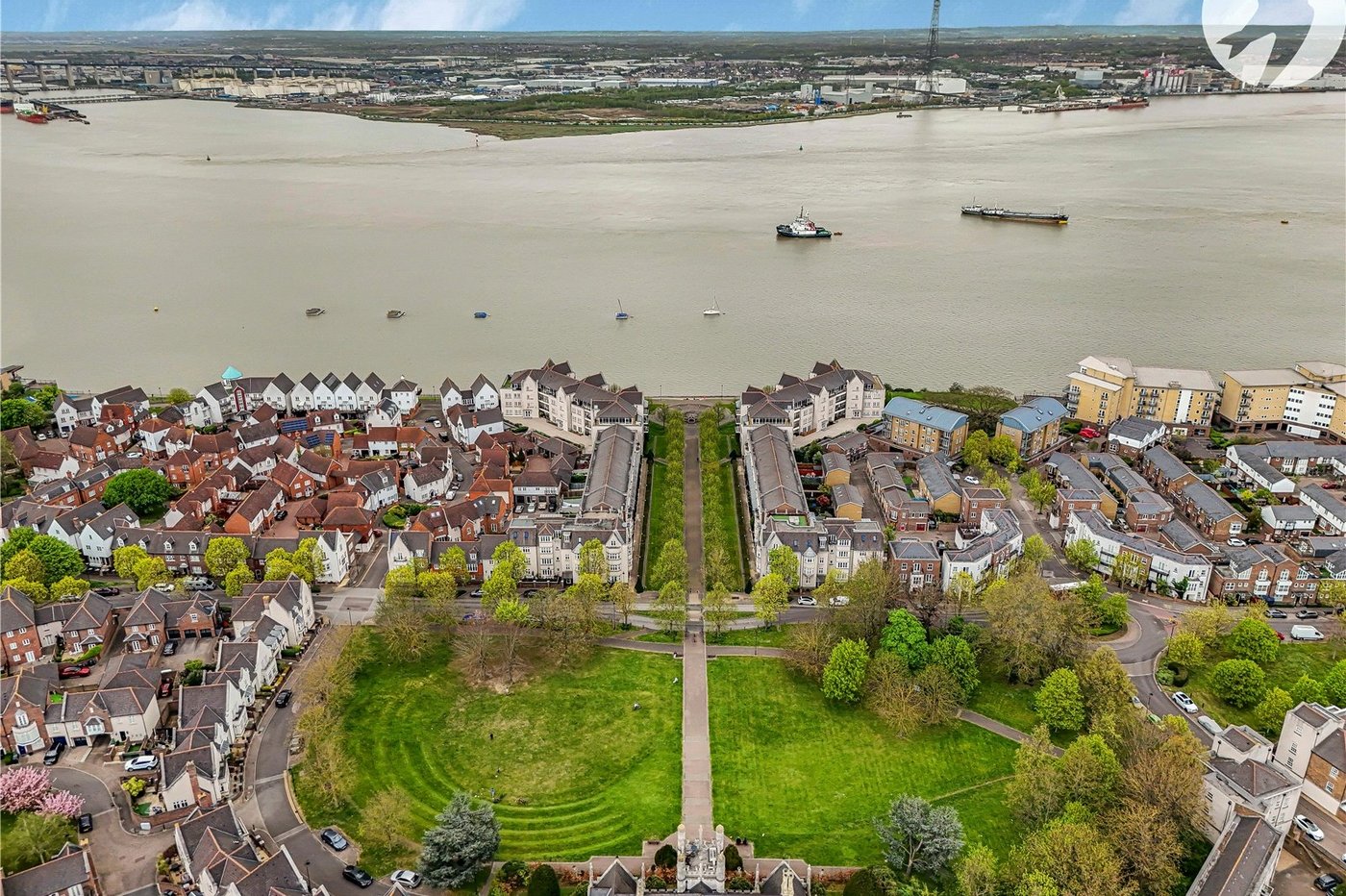 4 bedroom property for sale in Greenhithe | Robinson Jackson