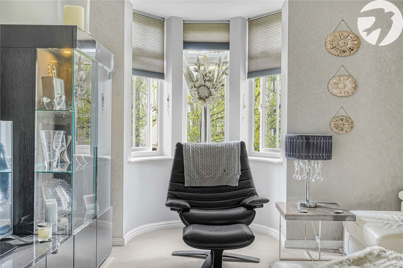 4 bedroom property for sale in Greenhithe | Robinson Jackson