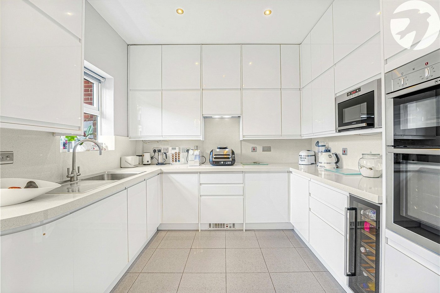 4 bedroom property for sale in Greenhithe | Robinson Jackson