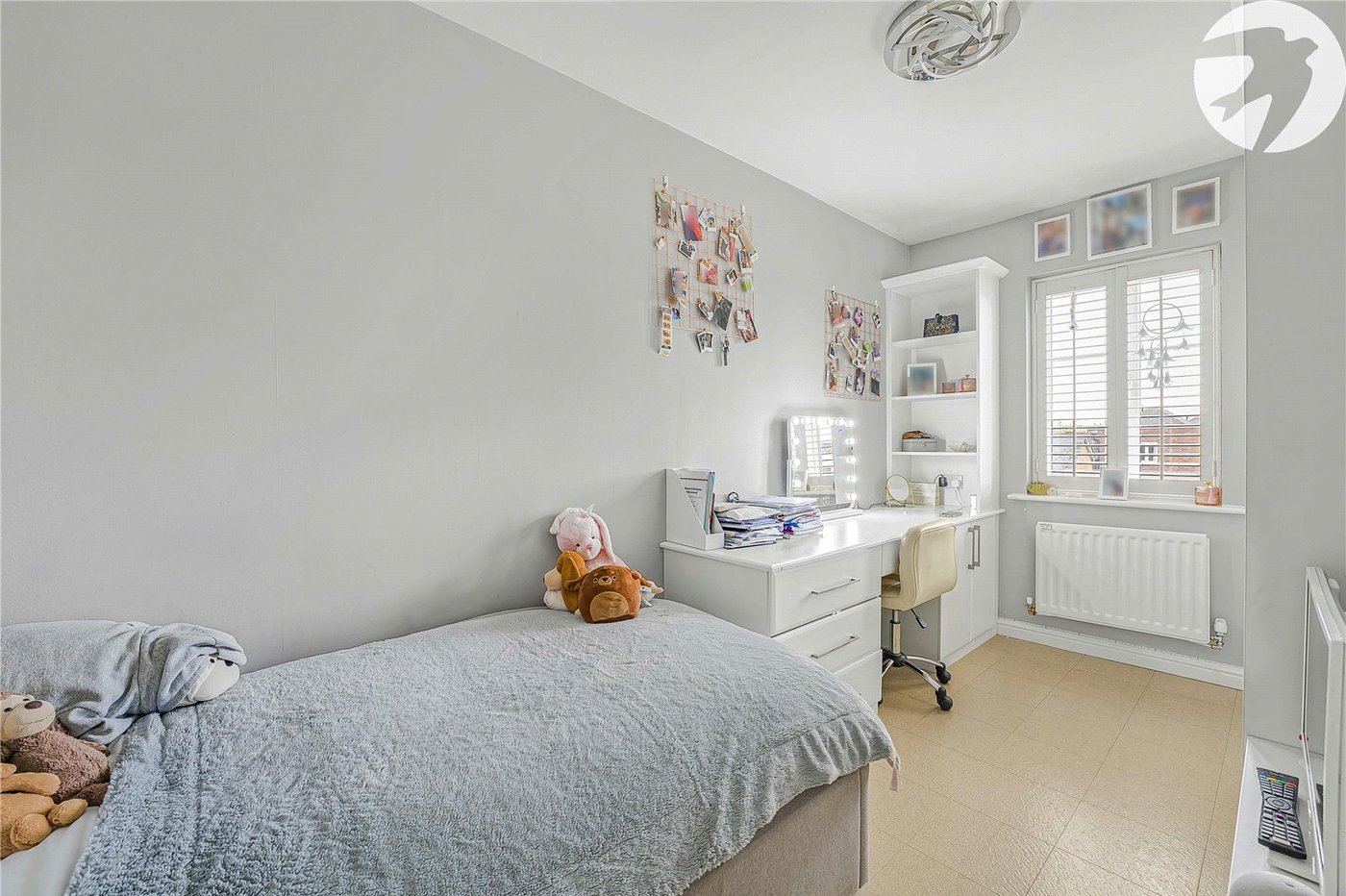 4 bedroom property for sale in Greenhithe | Robinson Jackson