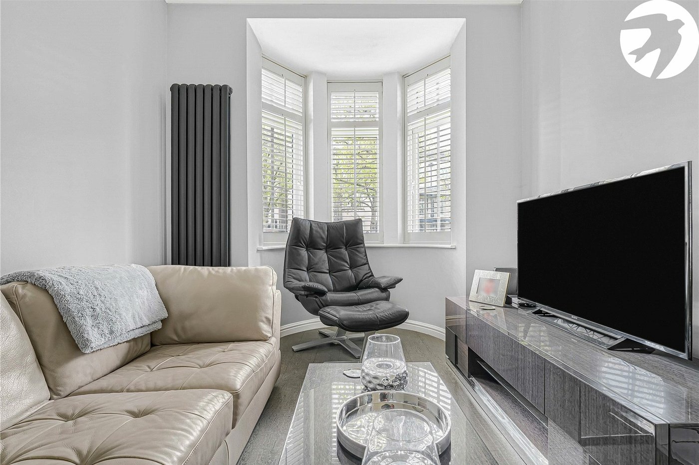 4 bedroom property for sale in Greenhithe | Robinson Jackson