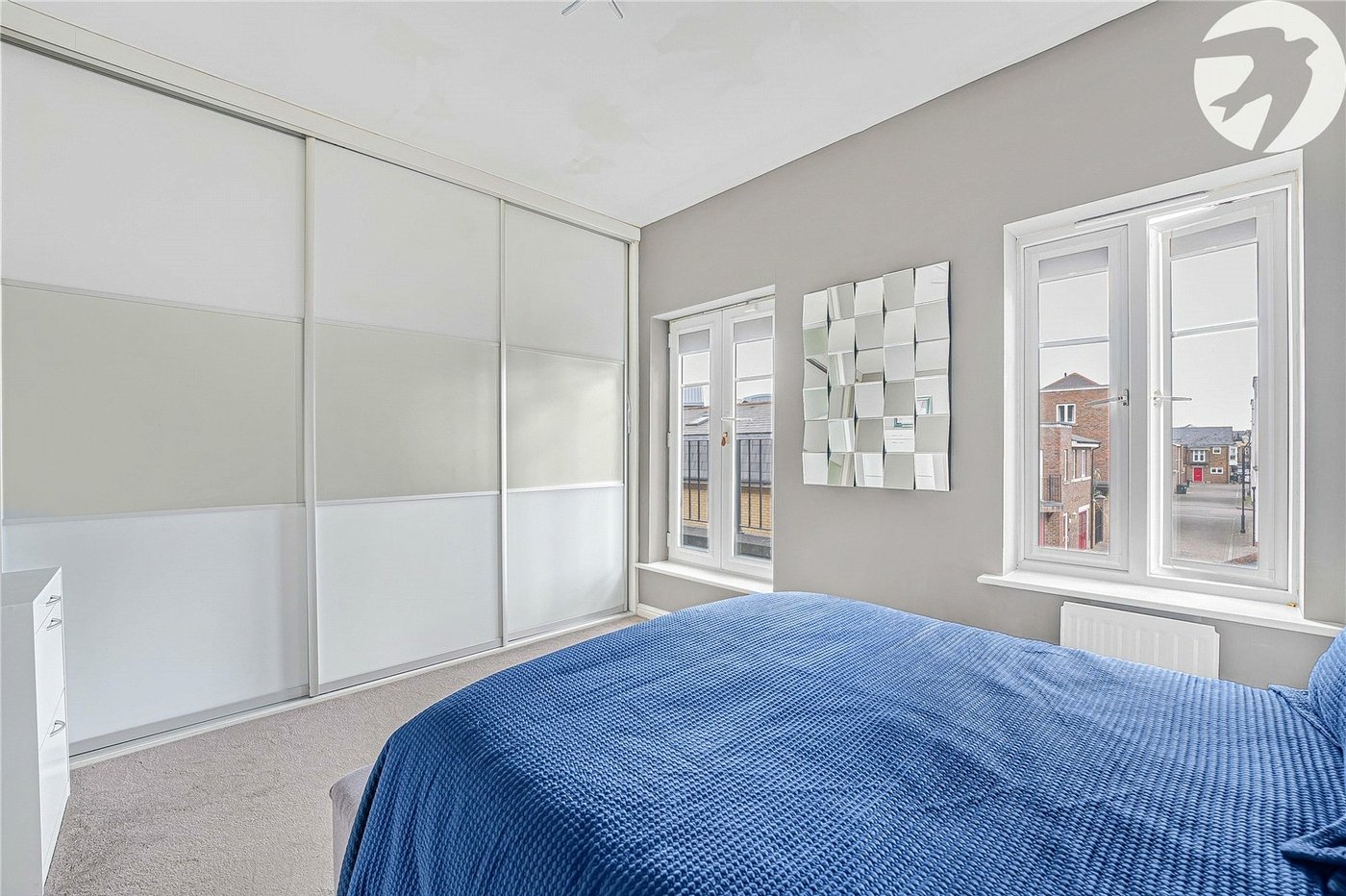 4 bedroom property for sale in Greenhithe | Robinson Jackson