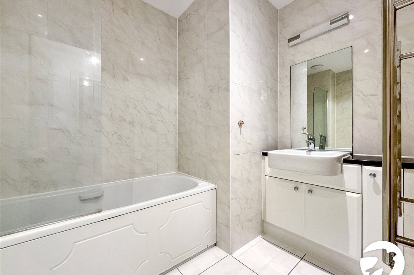 2 bedroom property for sale in Bearsted | Robinson Michael & Jackson