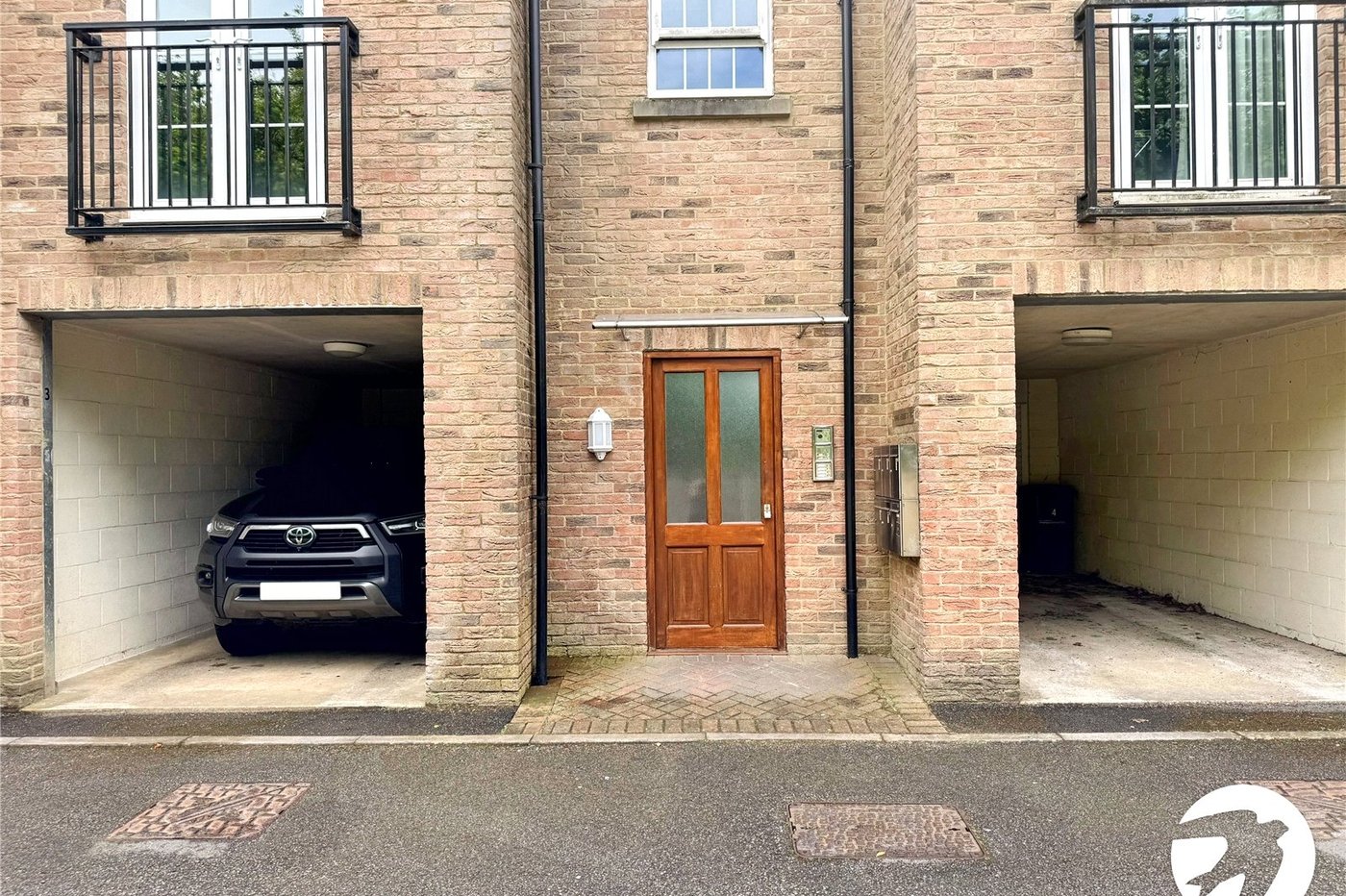 2 bedroom property for sale in Bearsted | Robinson Michael & Jackson