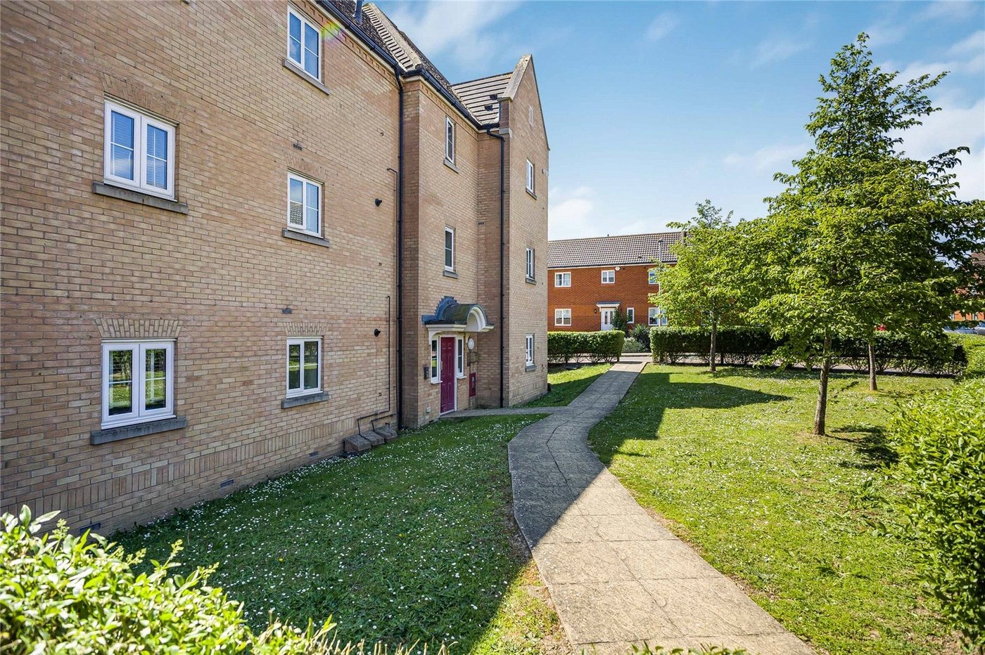 2 bedroom property for sale in Hoo | Robinson Michael & Jackson
