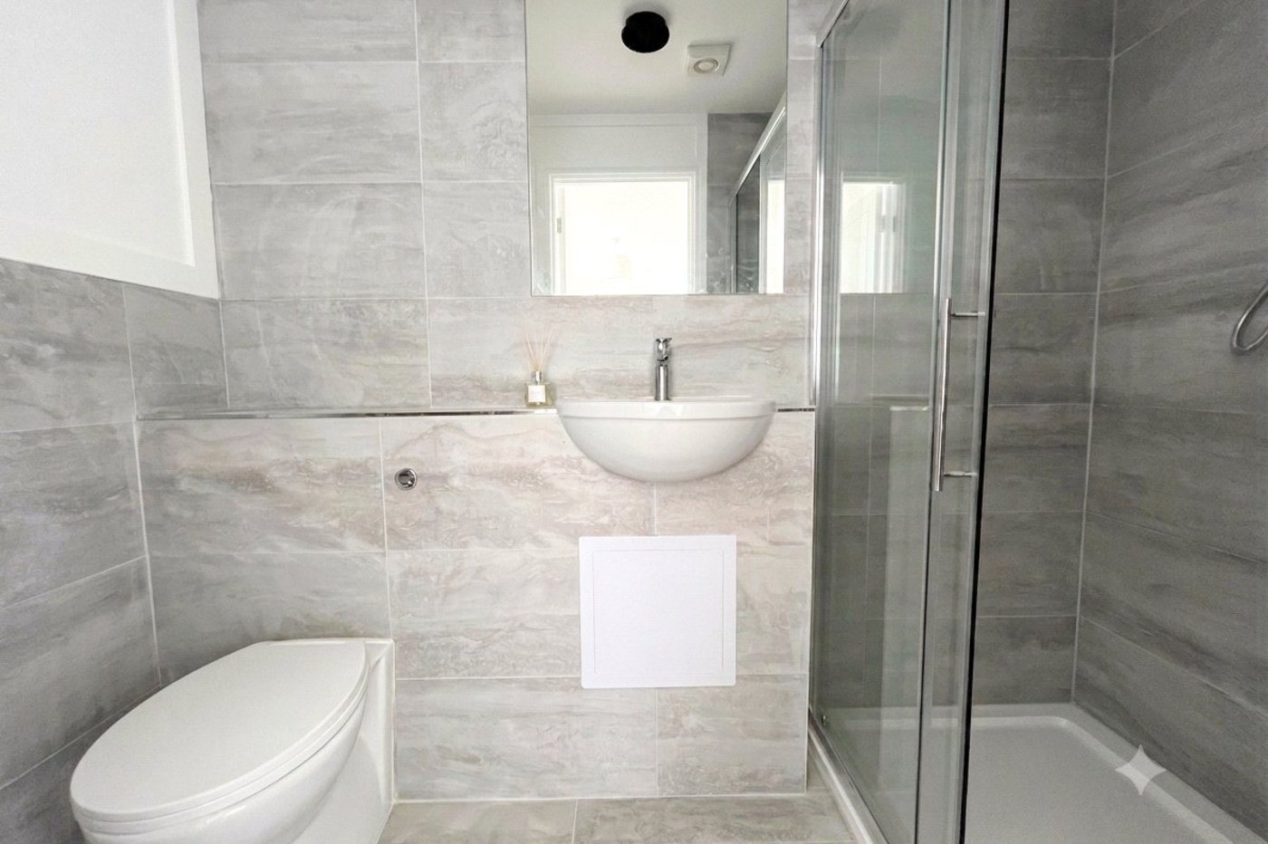 2 bedroom bungalow for sale in Vicarage Lane | Robinson Michael & Jackson