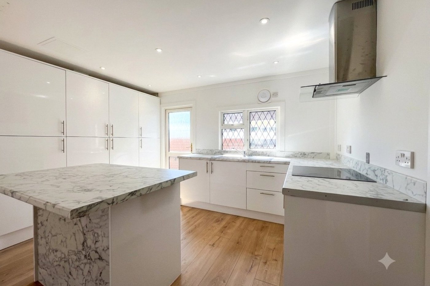 2 bedroom bungalow for sale in Vicarage Lane | Robinson Michael & Jackson