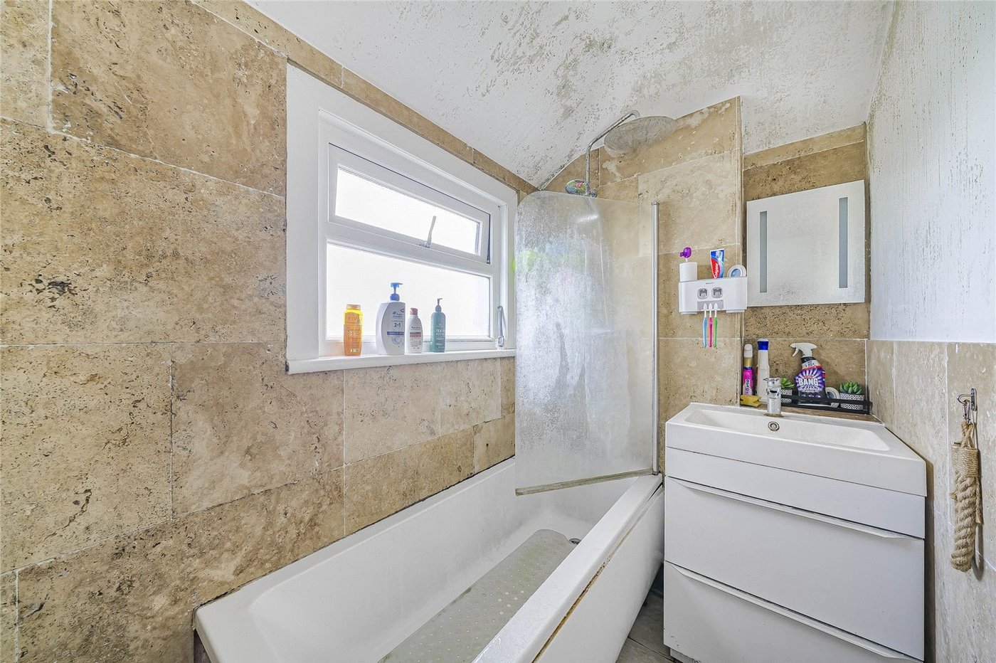 3 bedroom house for sale in Greenhithe | Robinson Jackson