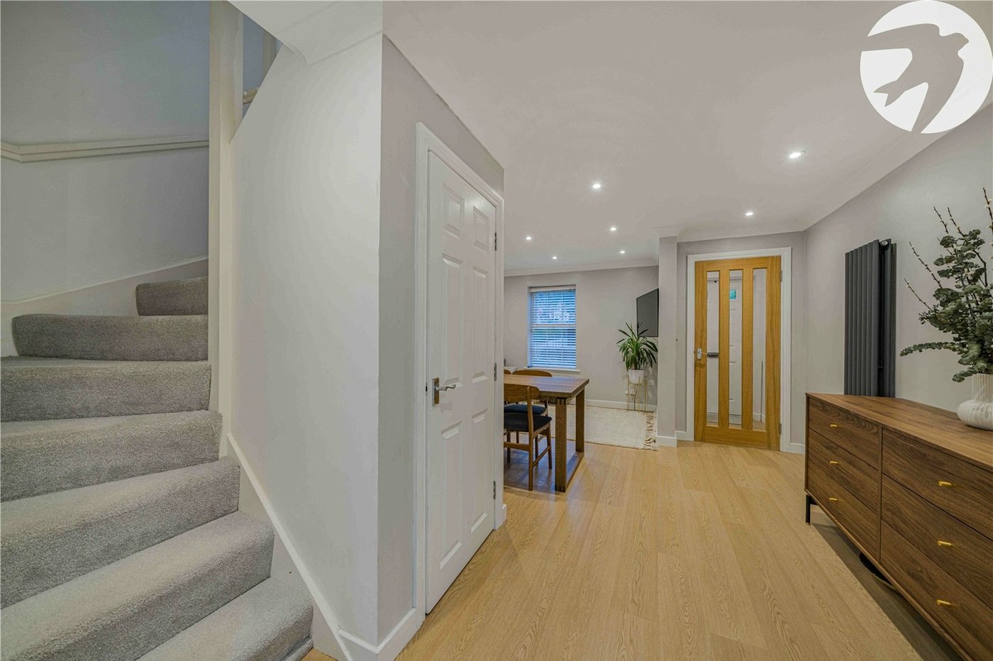 3 bedroom property for sale in Greenhithe | Robinson Jackson