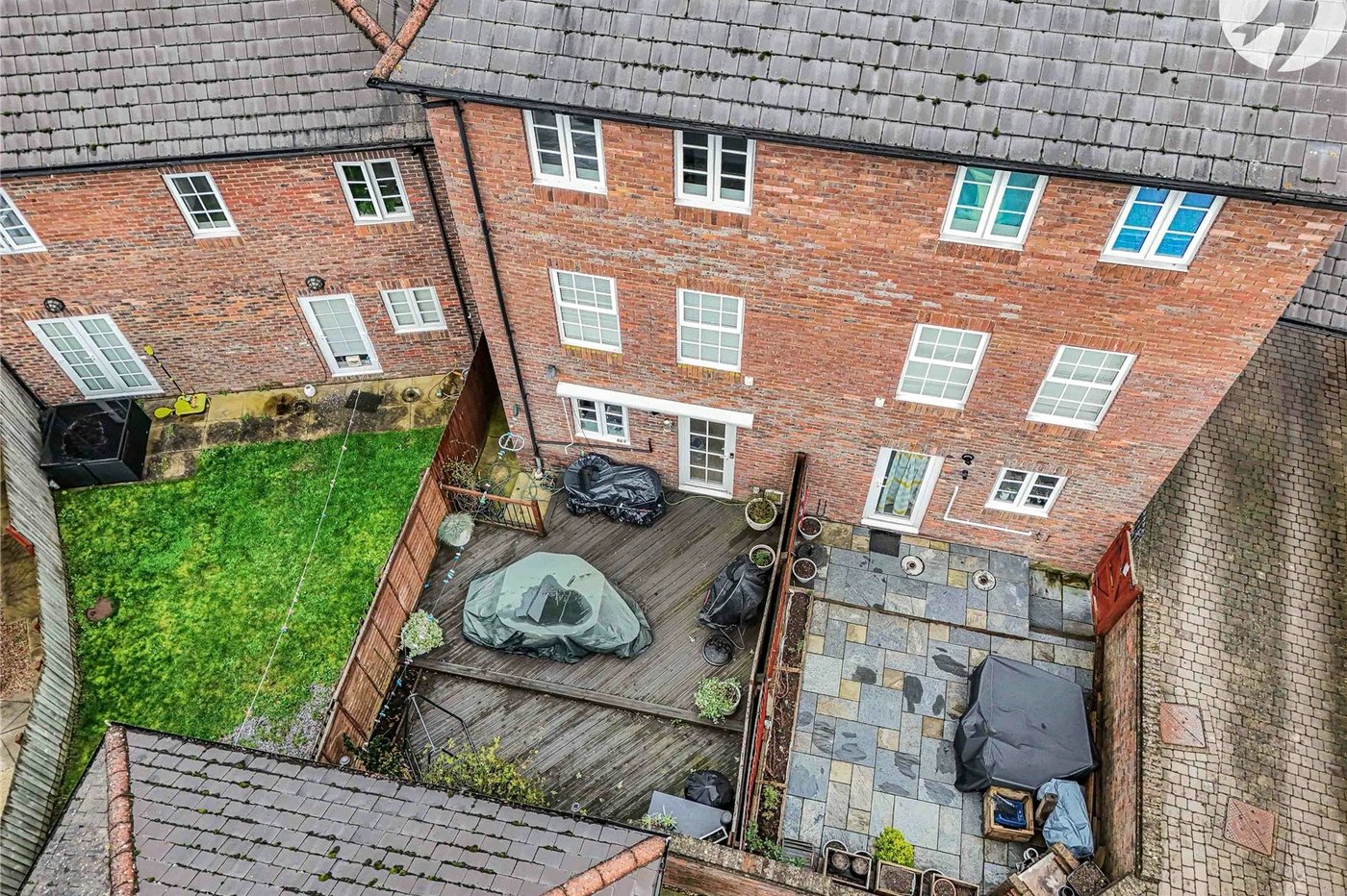 3 bedroom property for sale in Greenhithe | Robinson Jackson