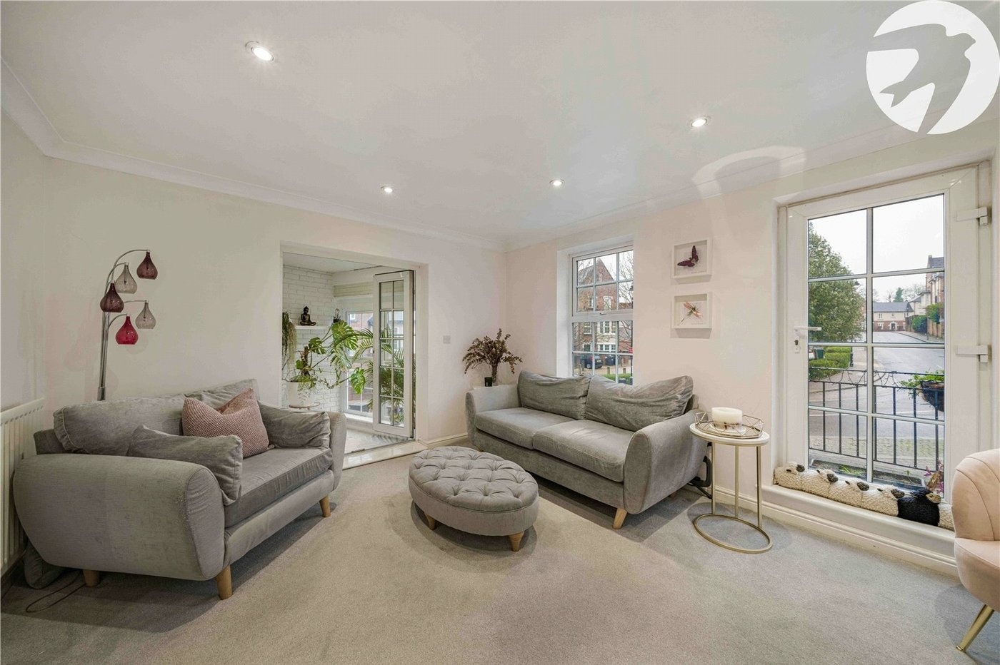 3 bedroom property for sale in Greenhithe | Robinson Jackson