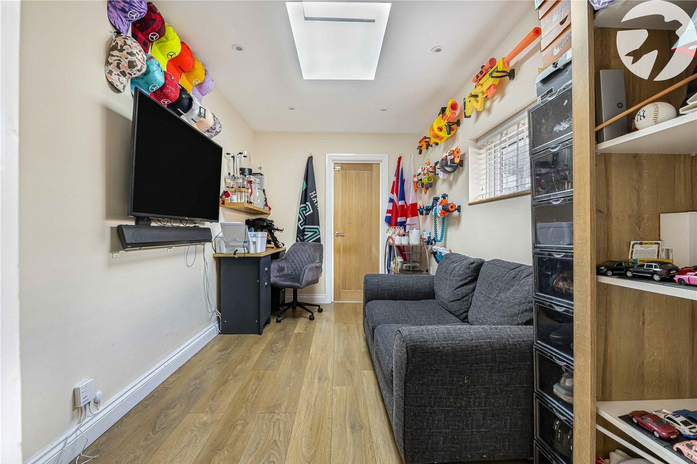 3 bedroom house for sale in Cuxton | Robinson Michael & Jackson