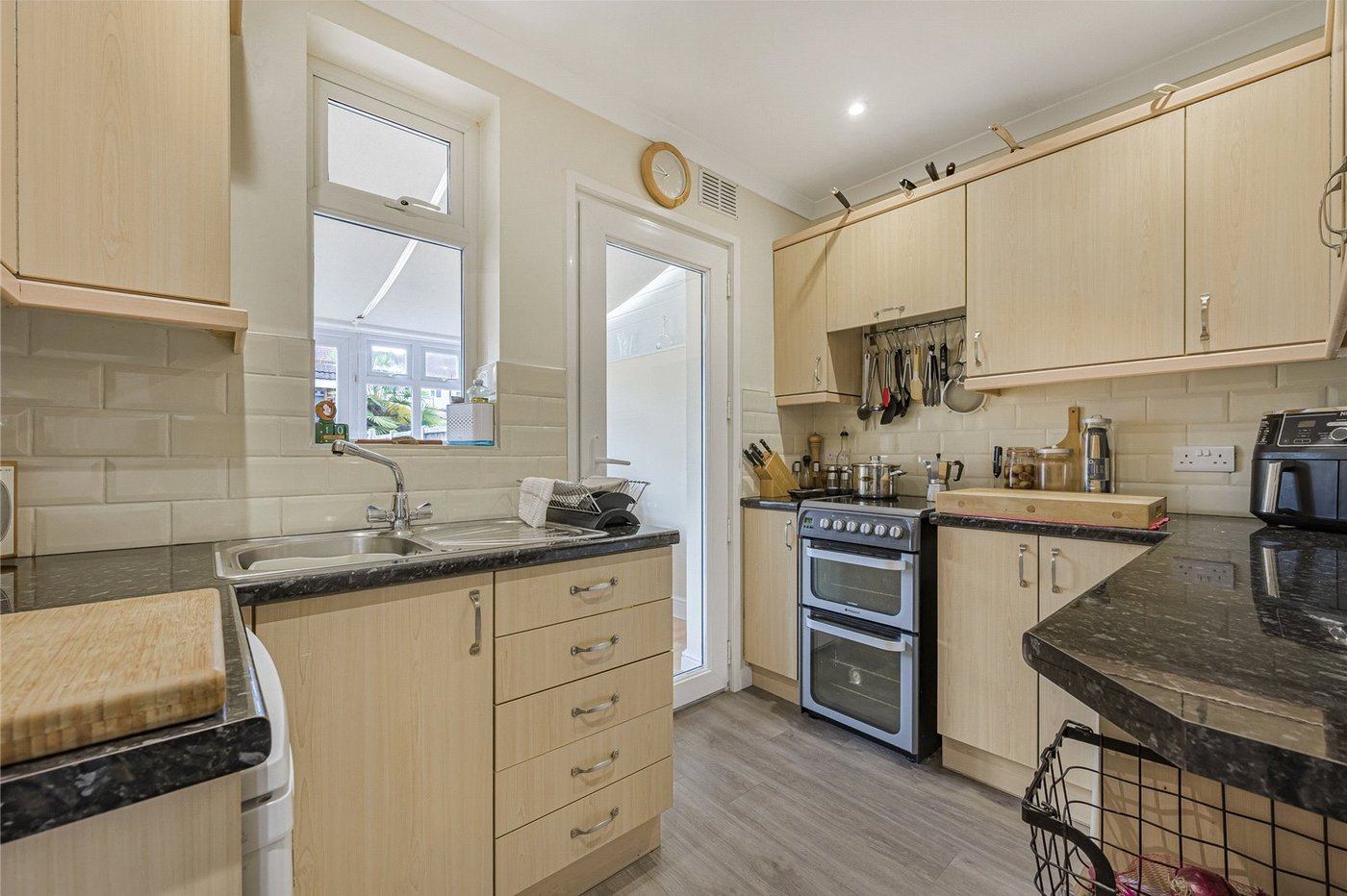 3 bedroom house for sale in South Welling | Robinson Jackson