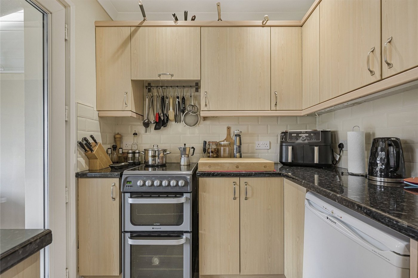 3 bedroom house for sale in South Welling | Robinson Jackson