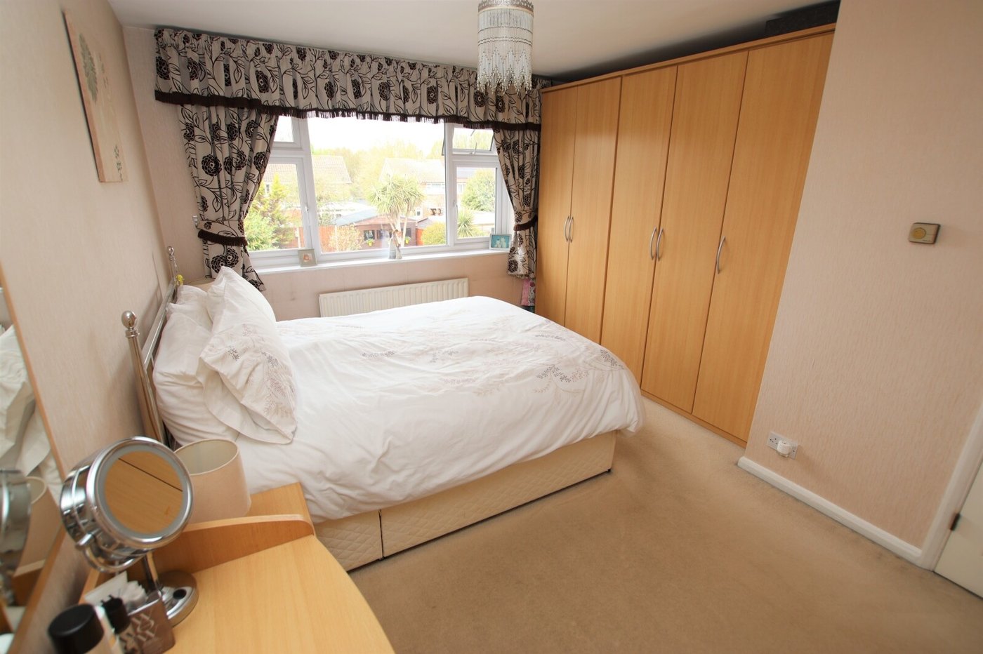 3 bedroom house for sale in Sidcup | Robinson Jackson