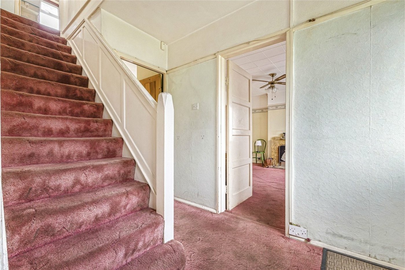 3 bedroom house for sale in Cheslfield | Robinson Jackson