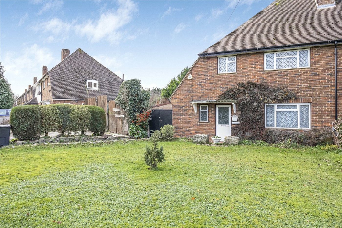 3 bedroom house for sale in Cheslfield | Robinson Jackson