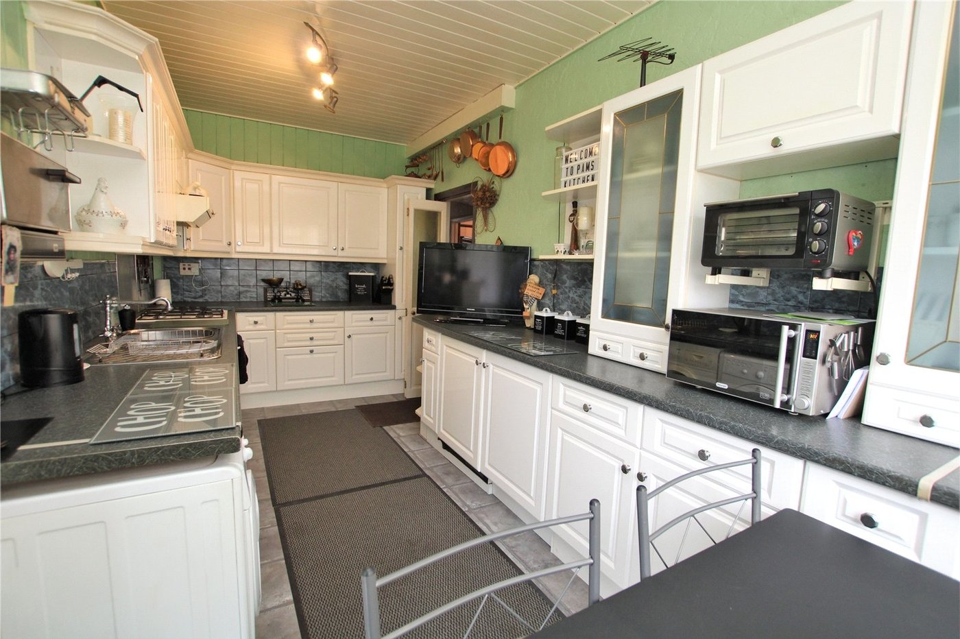 3 bedroom house for sale in Mottingham | Robinson Jackson