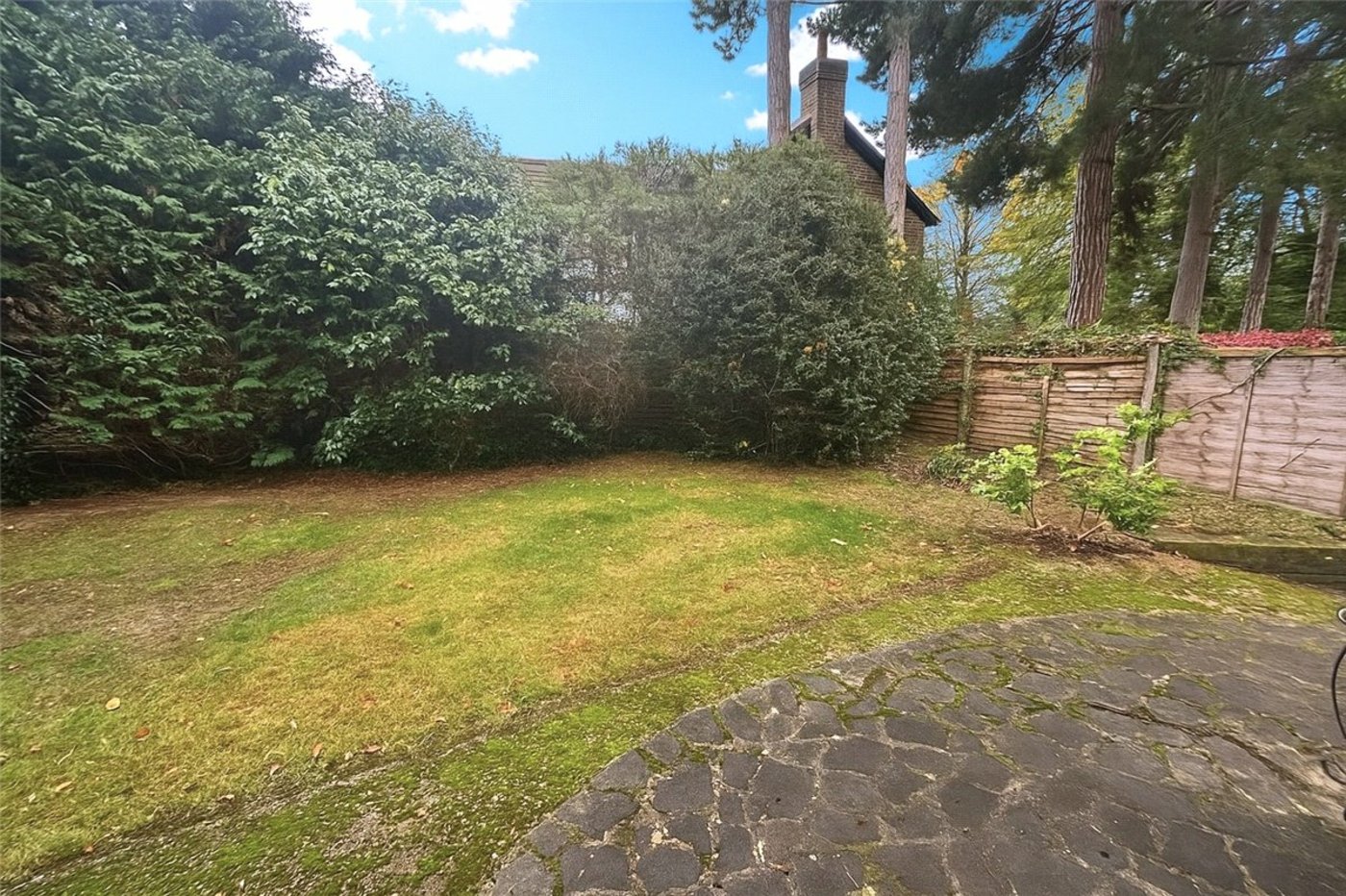 4 bedroom house for sale in Orpington | Robinson Jackson