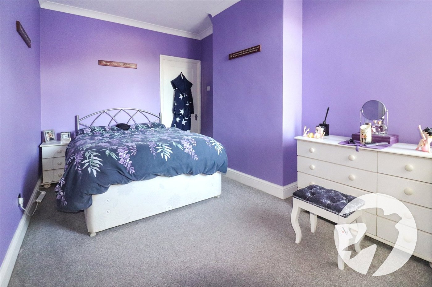 2 bedroom house for sale in Erith | Robinson Jackson