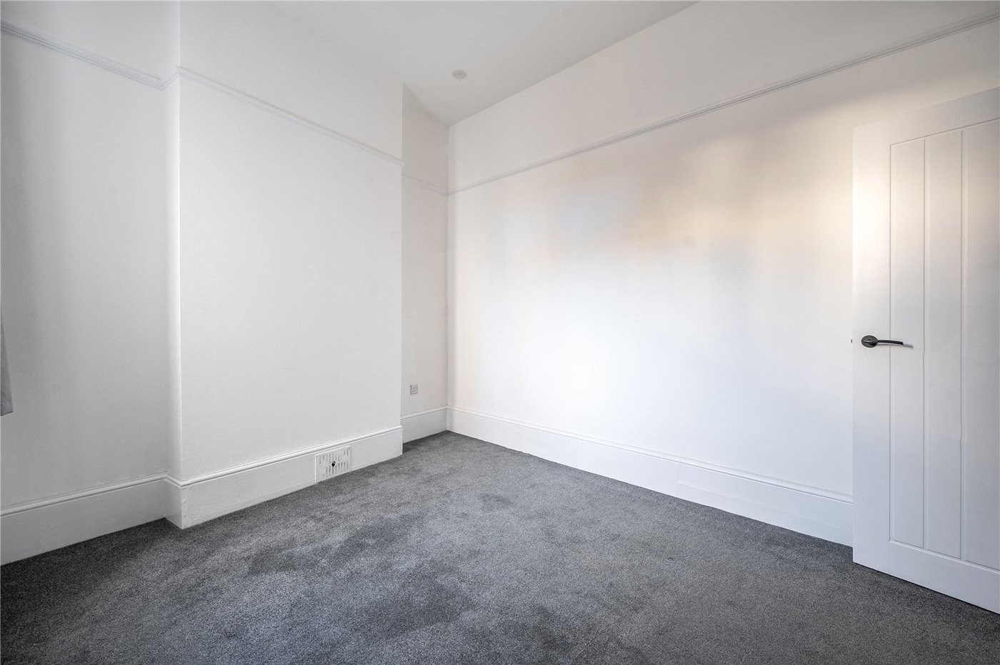 2 bedroom property for sale in Sydenham | Robinson Jackson