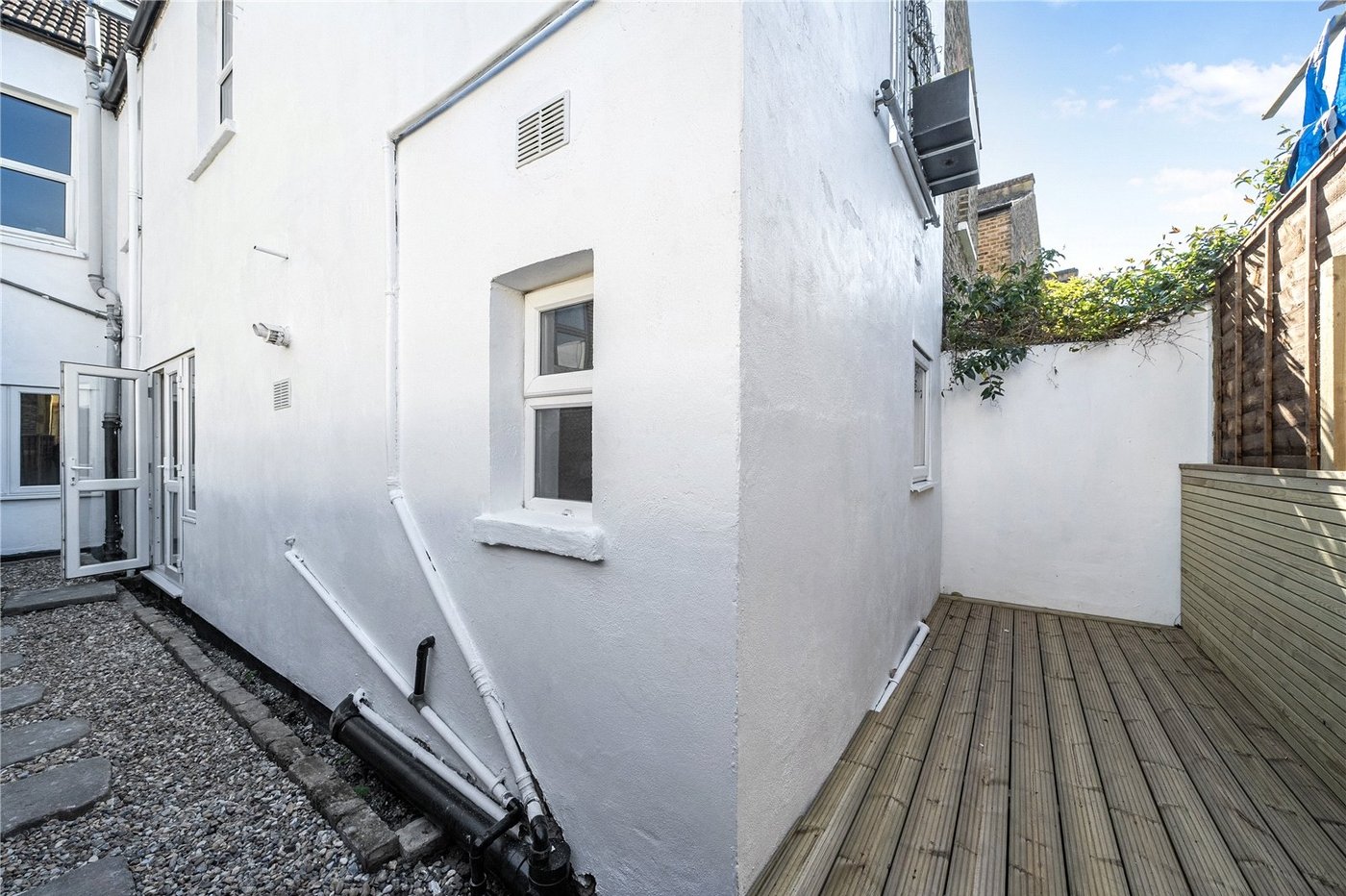 2 bedroom property for sale in Sydenham | Robinson Jackson