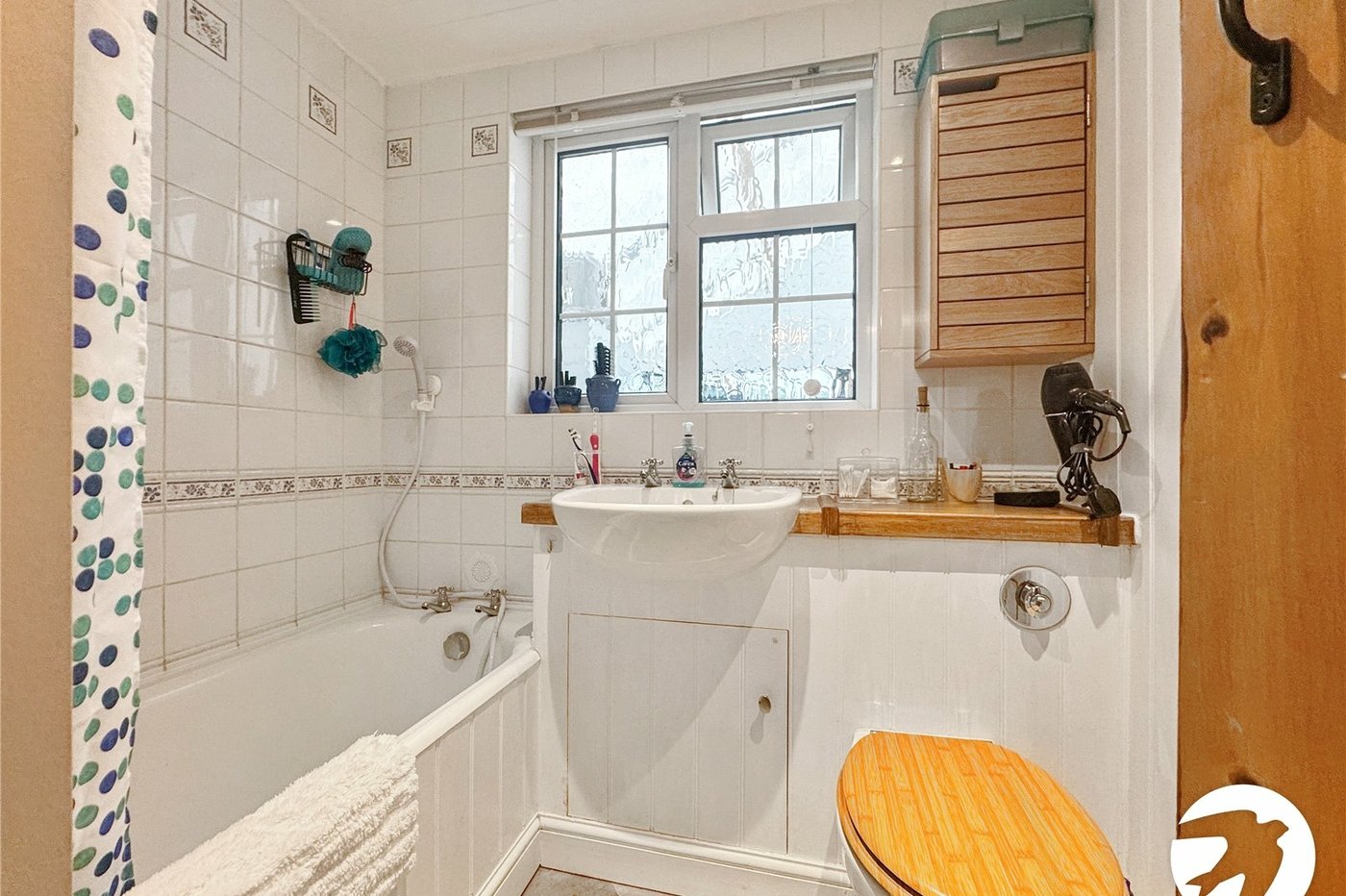 2 bedroom house for sale in Bapchild | Robinson Michael & Jackson