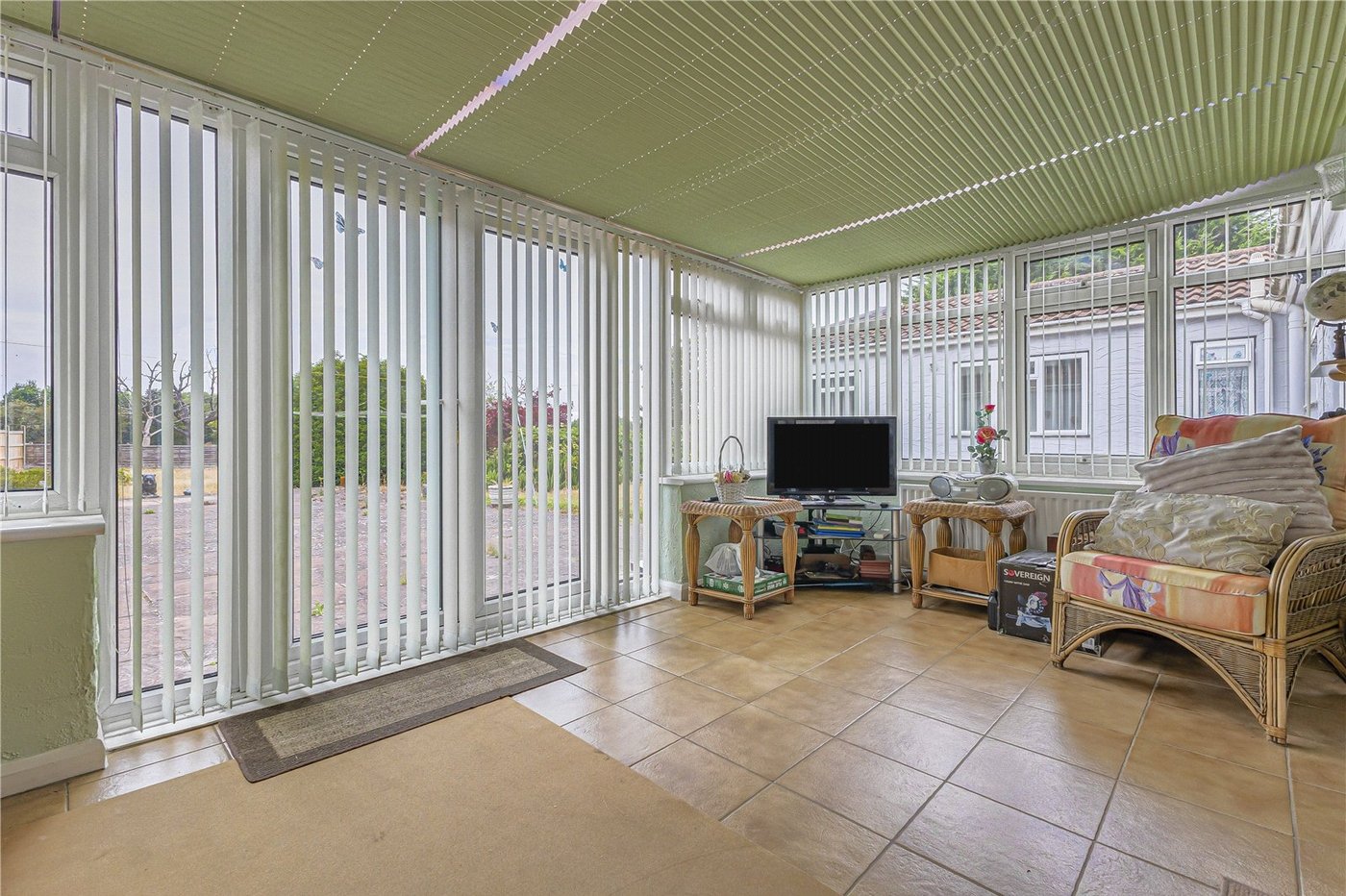 4 bedroom bungalow for sale in Bredhurst | Robinson Michael & Jackson