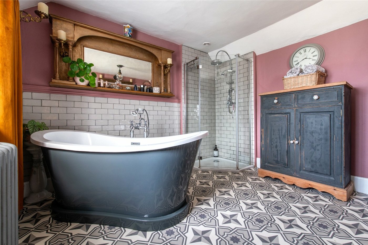 2 bedroom house for sale in Hartlip | Robinson Michael & Jackson