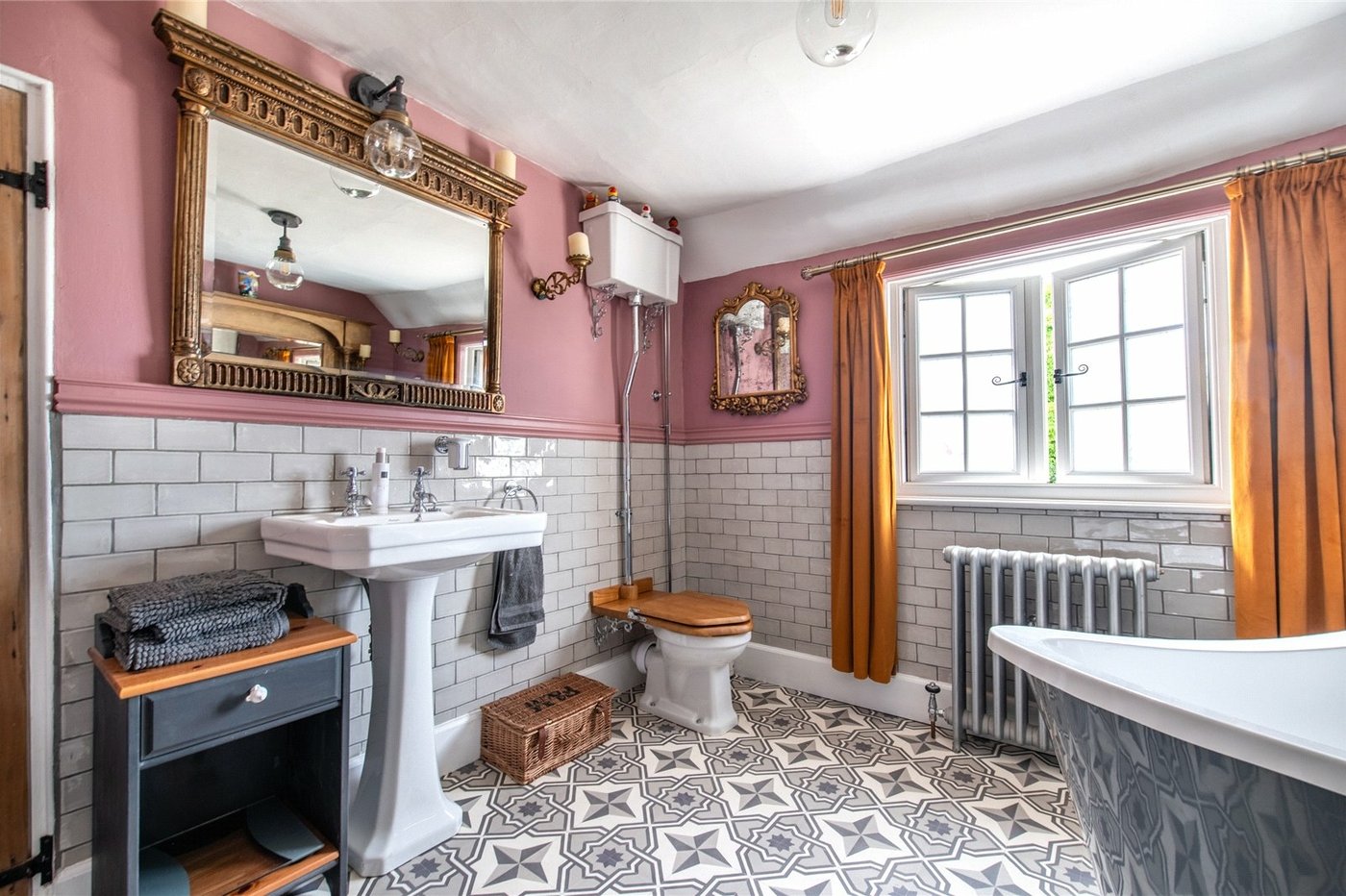 2 bedroom house for sale in Hartlip | Robinson Michael & Jackson