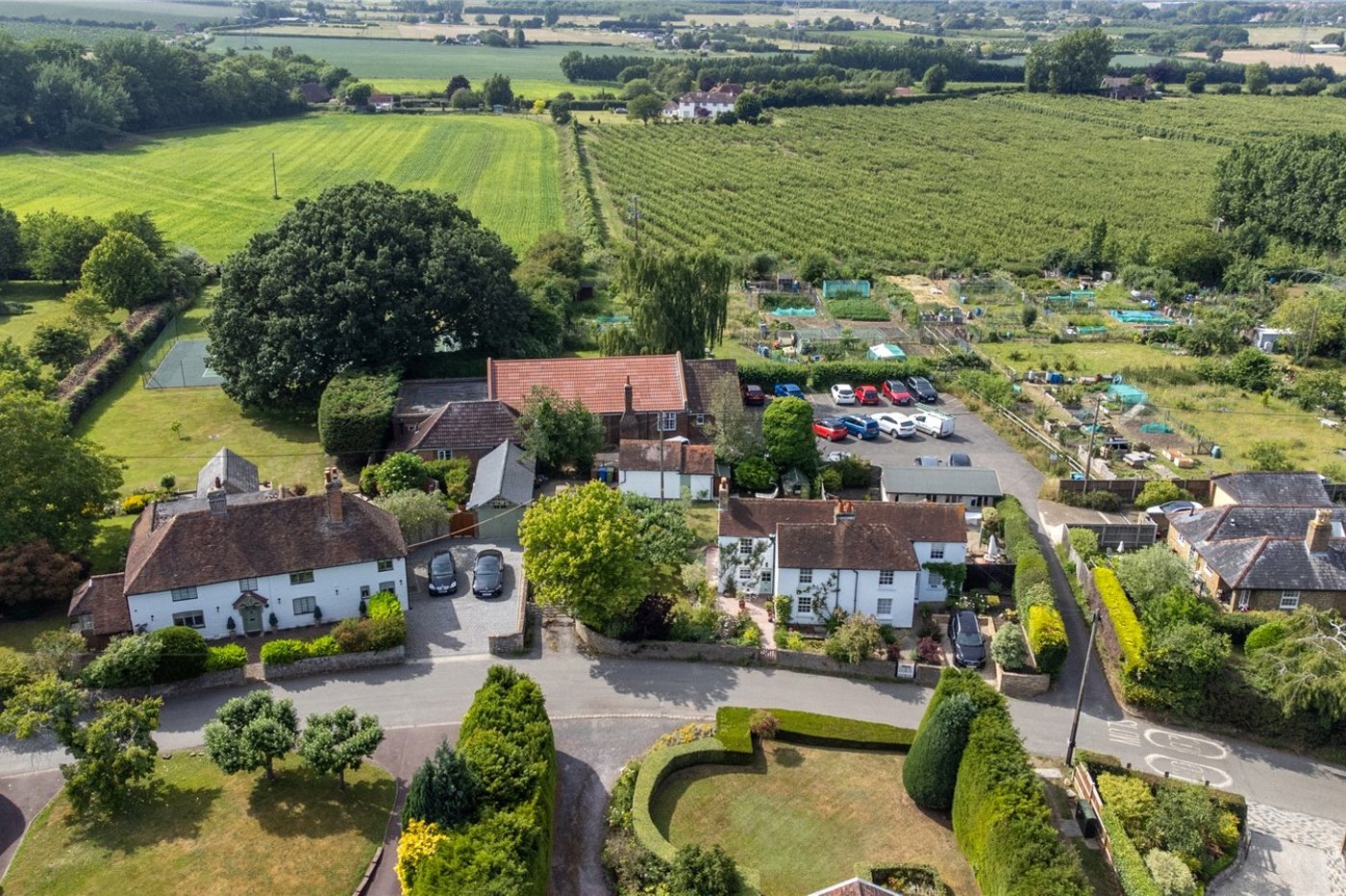 2 bedroom house for sale in Hartlip | Robinson Michael & Jackson