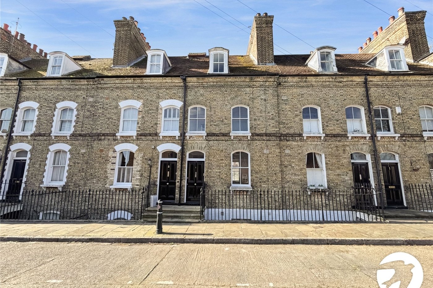 4 bedroom house for sale in Rochester | Robinson Michael & Jackson