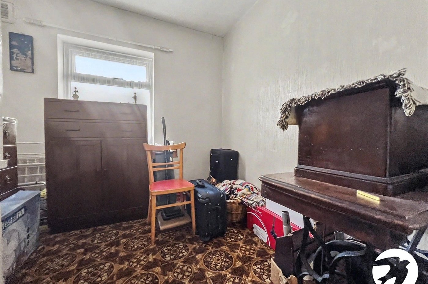 3 bedroom house for sale in Rochester | Robinson Michael & Jackson