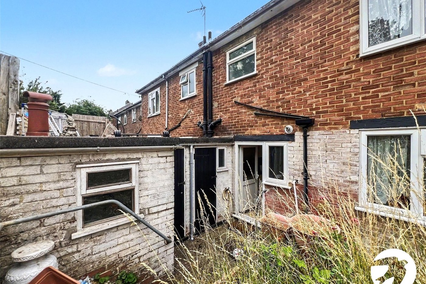 3 bedroom house for sale in Rochester | Robinson Michael & Jackson
