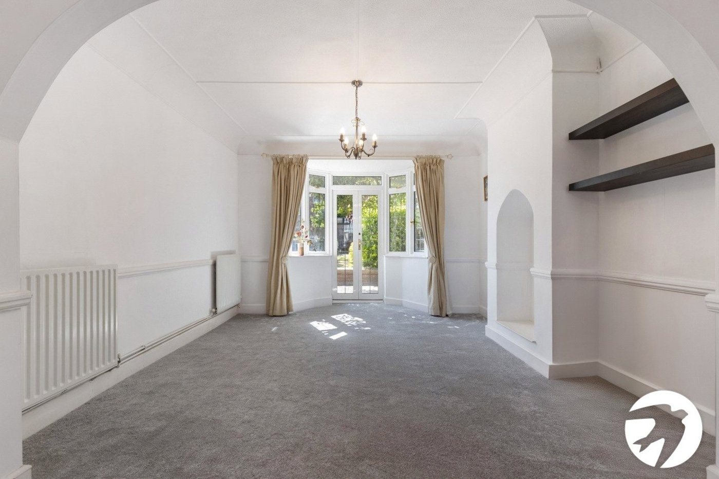 3 bedroom house for sale in London | Robinson Jackson