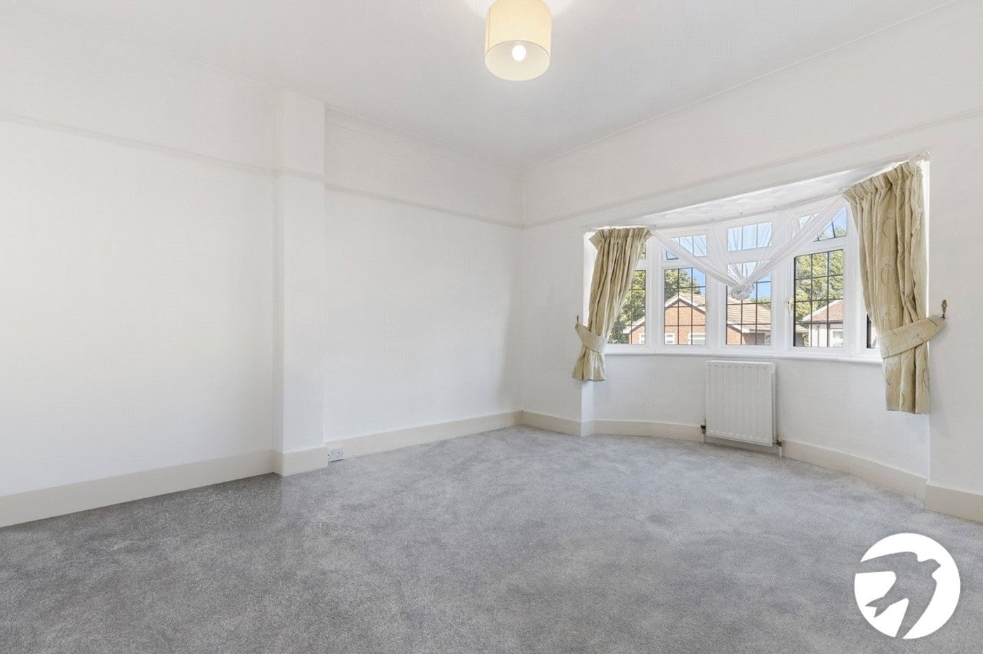 3 bedroom house for sale in London | Robinson Jackson