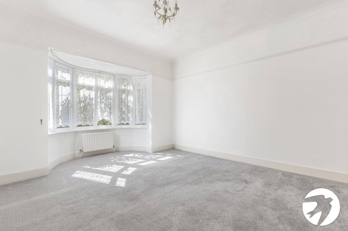 3 bedroom house for sale in London | Robinson Jackson