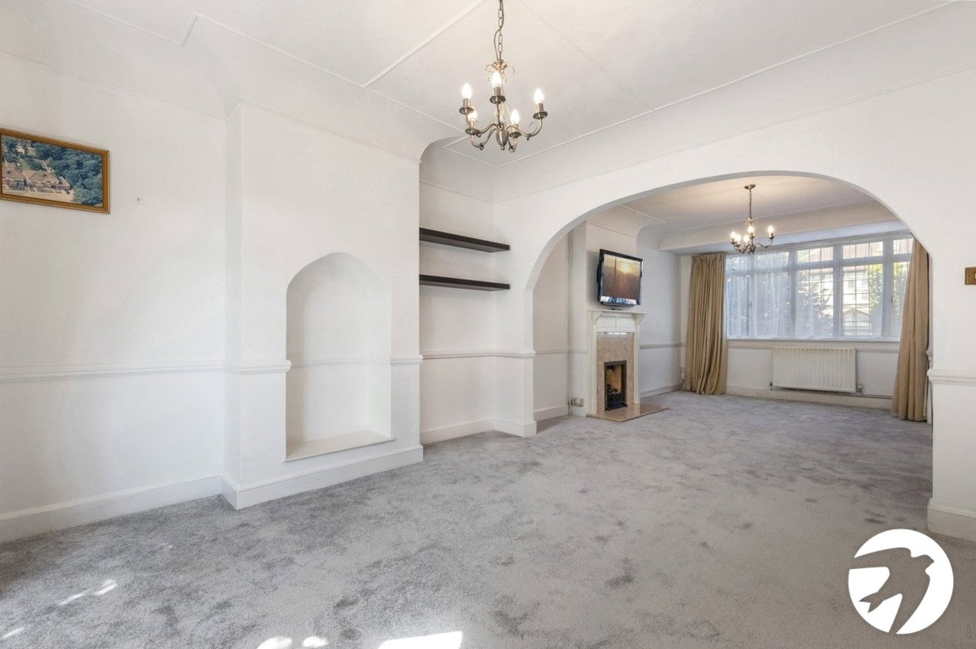 3 bedroom house for sale in London | Robinson Jackson