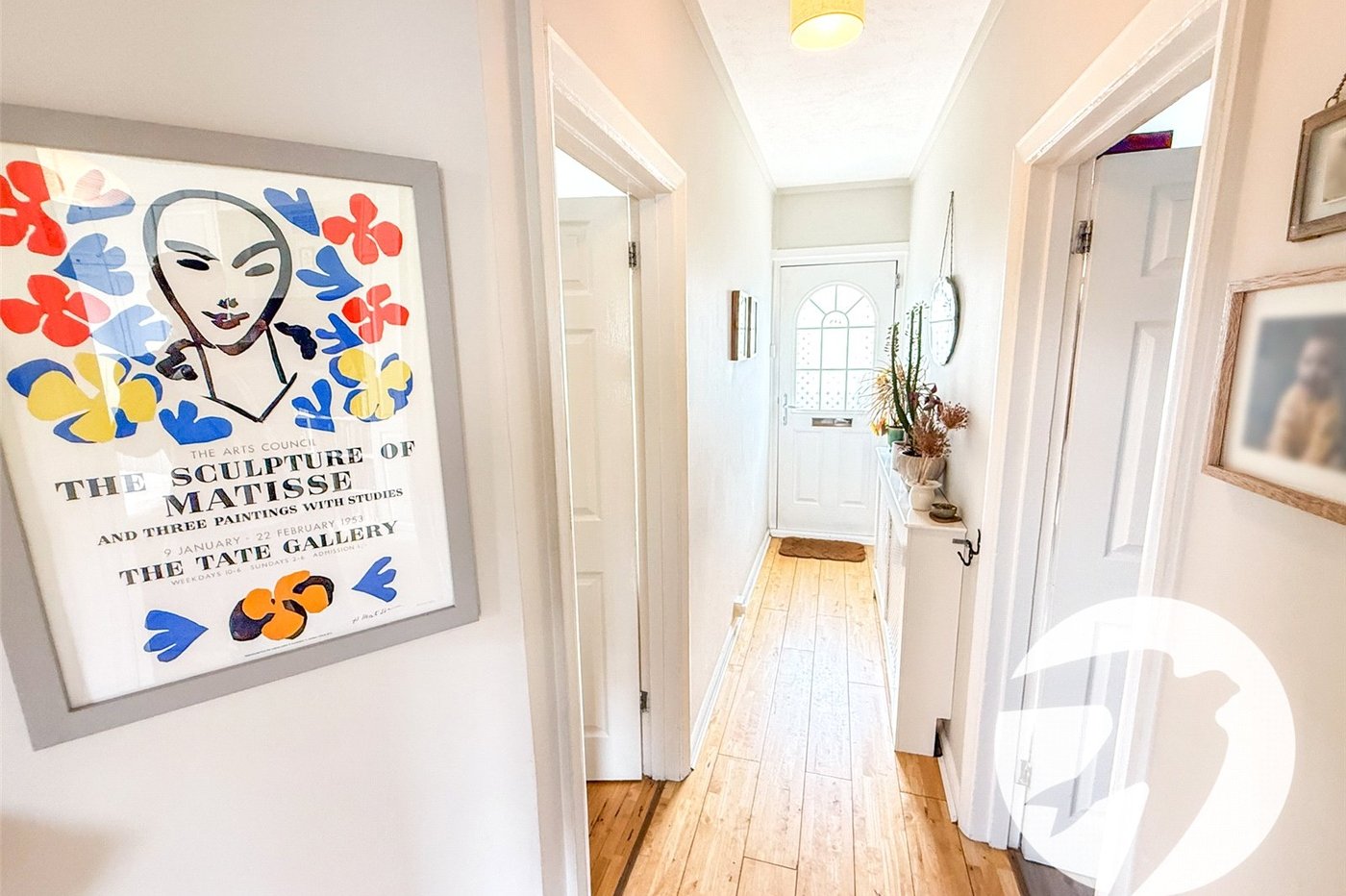 2 bedroom property for sale in London | Robinson Jackson
