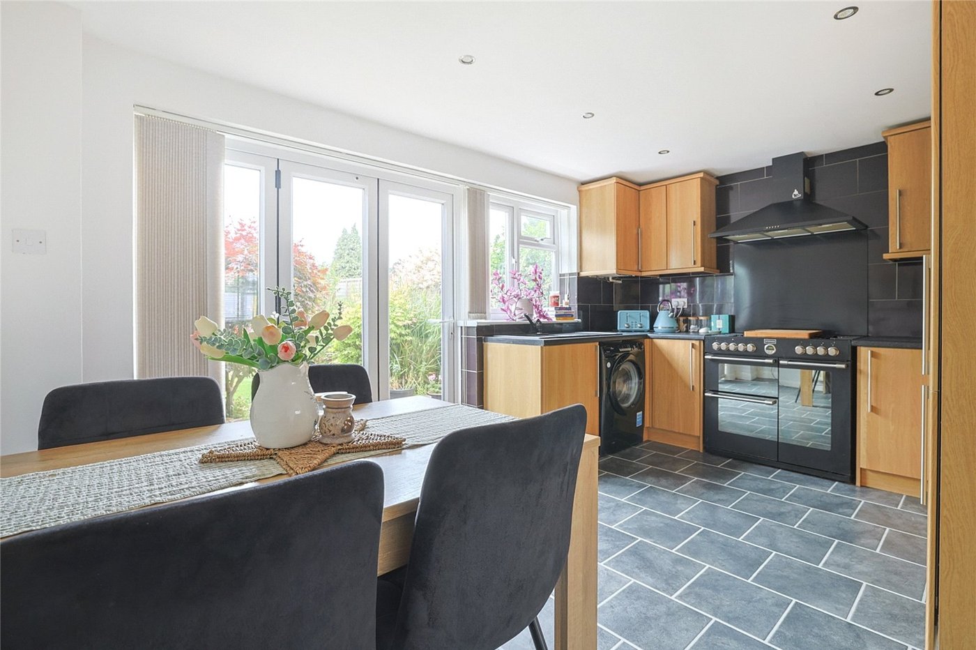 3 bedroom house for sale in Newington | Robinson Michael & Jackson
