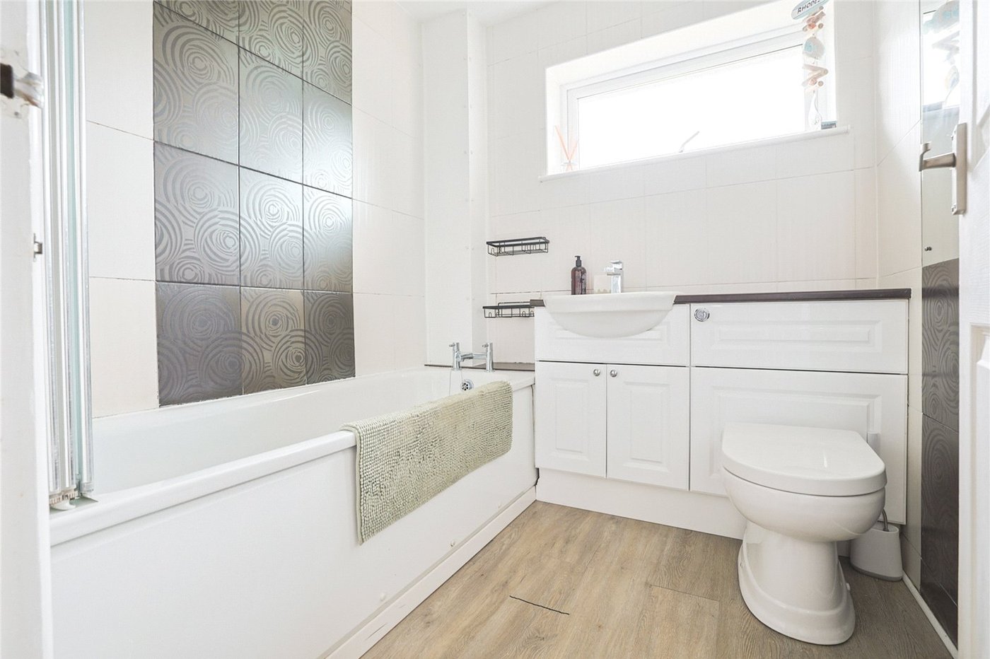 3 bedroom house for sale in Newington | Robinson Michael & Jackson
