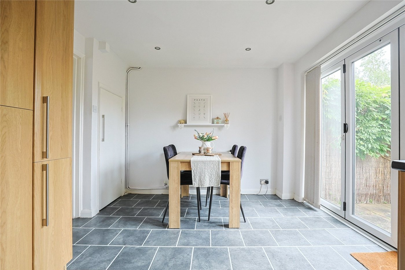 3 bedroom house for sale in Newington | Robinson Michael & Jackson
