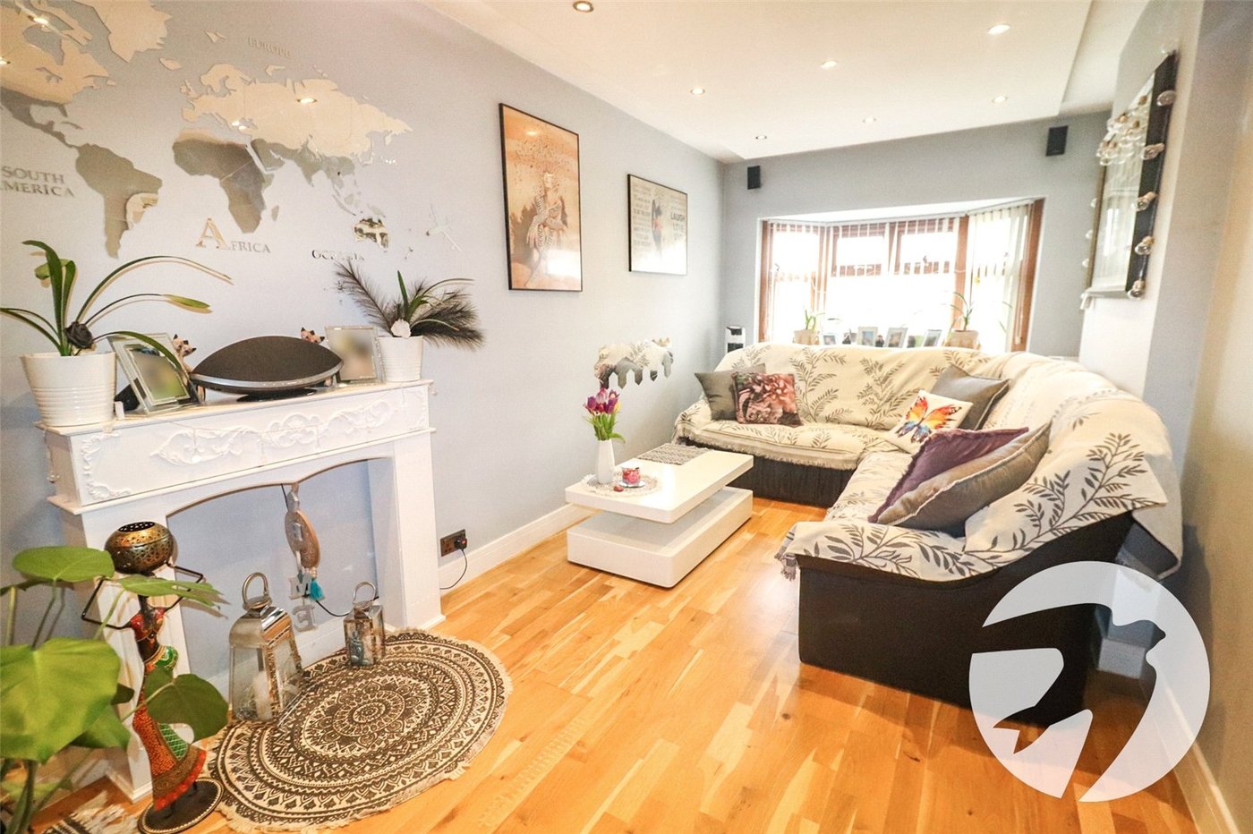 4 bedroom bungalow for sale in Bexleyheath | Robinson Jackson