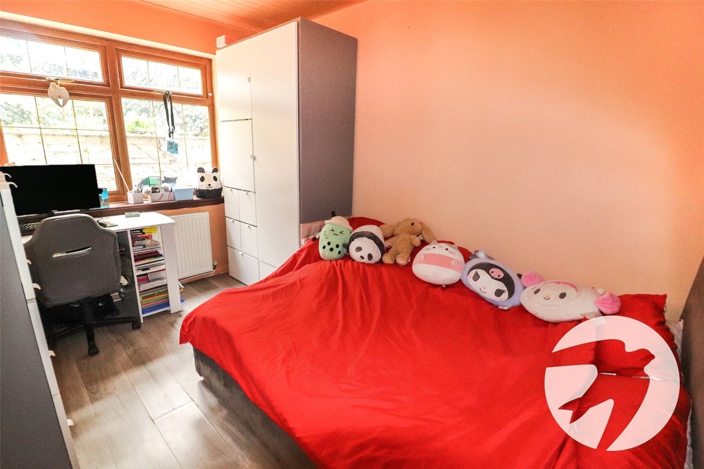 4 bedroom bungalow for sale in Bexleyheath | Robinson Jackson