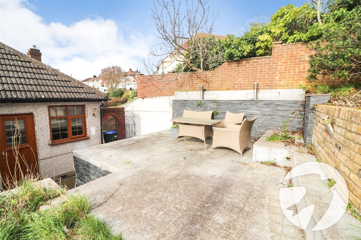 4 bedroom bungalow for sale in Bexleyheath | Robinson Jackson